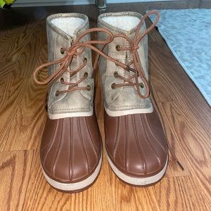 Size 10 bamboo fleece lined rubber duck boots/rain boots
